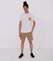 [R$ 16,99 Clube Mastercard] CAMISETA COM RECORTE E BOLSO EM SUEDE BRANCO