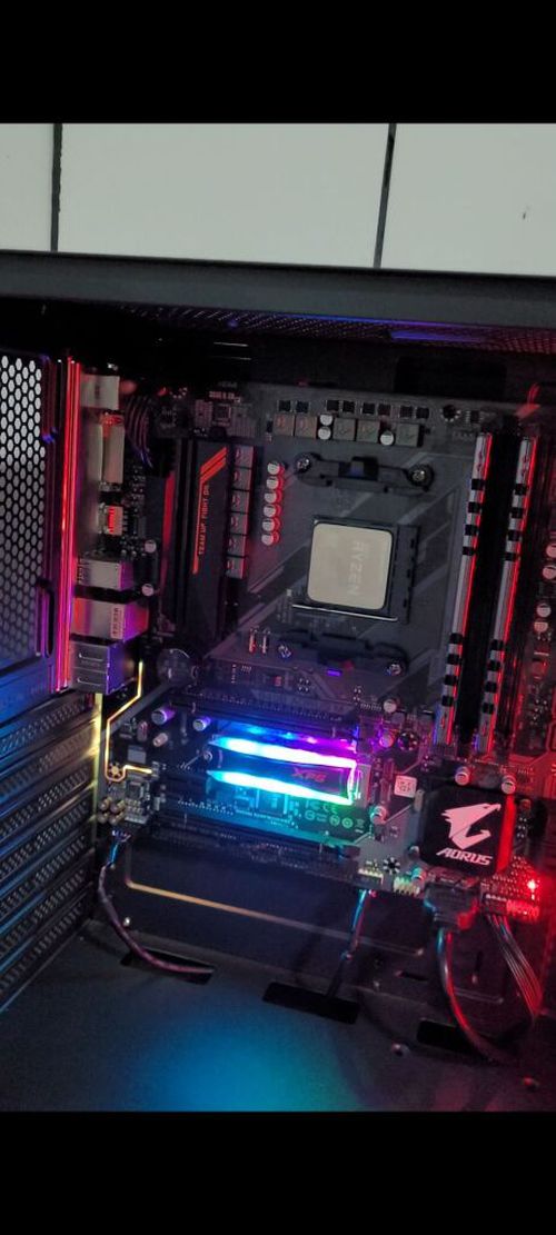 7158618.jpg
