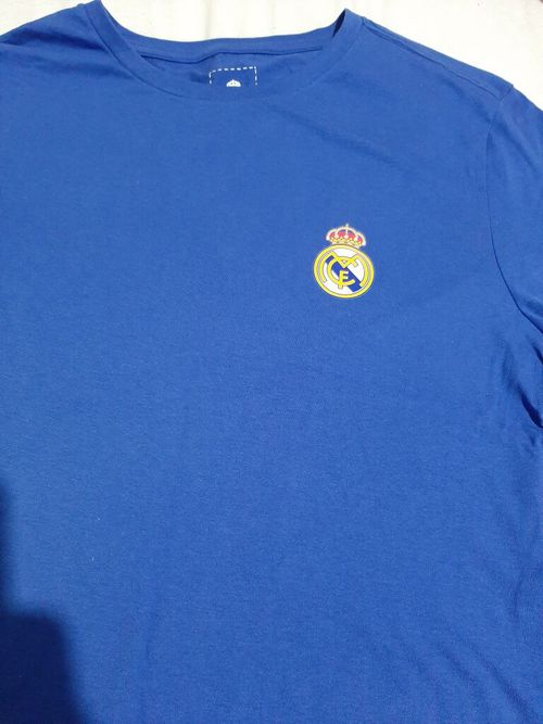 5499588-LhaXI.jpg