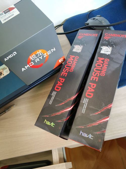4249383-NdSPf.jpg