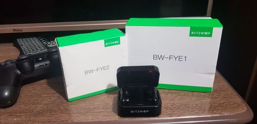 3741298-2PIwo.jpg