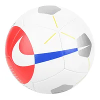 Bola de Futebol Society Nike - Branco e Preto R$50
