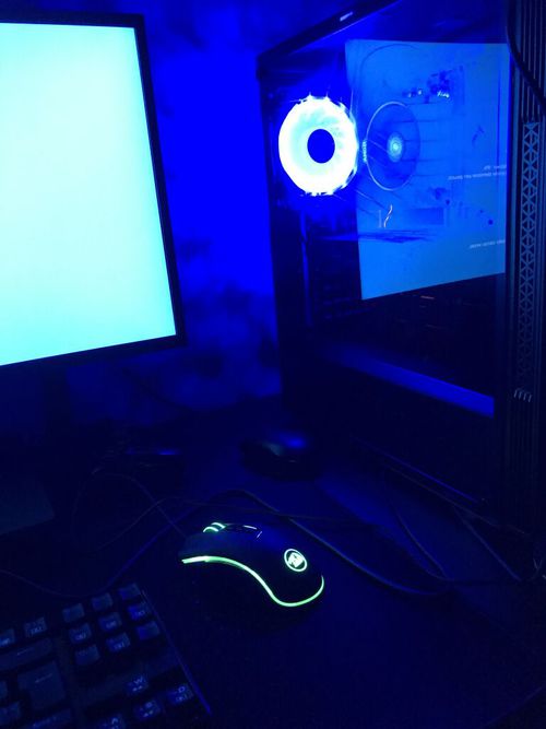 6240043-twI2o.jpg