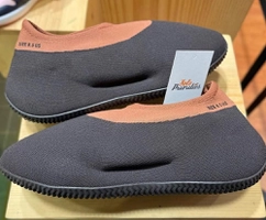 Adidas YZY KNIT RNR STONE CARBON