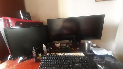 6844456.jpg