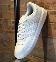 Tênis Adidas Courtblock