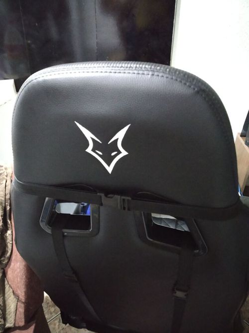 3995352-IckUG.jpg