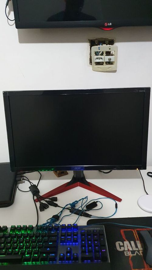 4677265-feVmb.jpg
