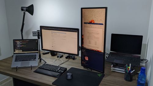 5262685-0nQ2W.jpg
