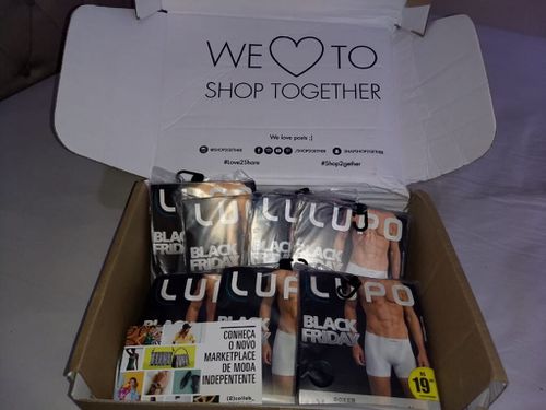 4635470-7fWEq.jpg