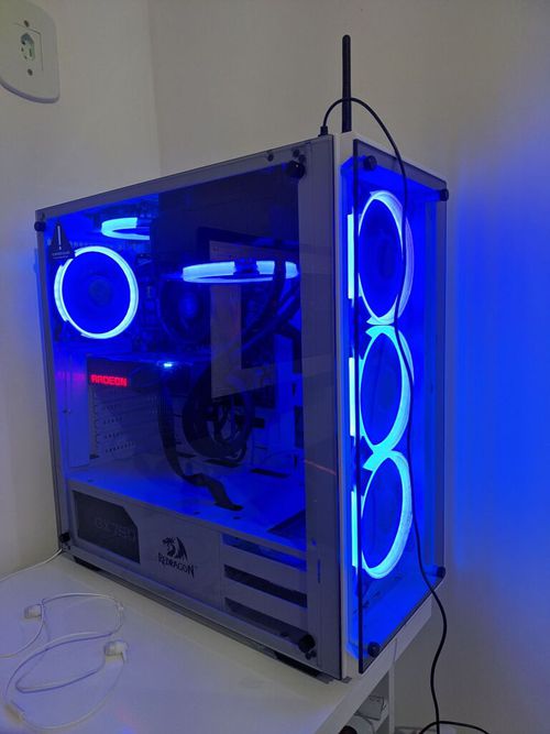5270990-axa3k.jpg