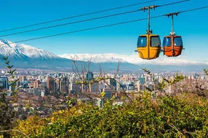 Voos para Santiago, saindo de Porto Alegre. Ida e volta, com taxas incluídas, a partir de R$640
