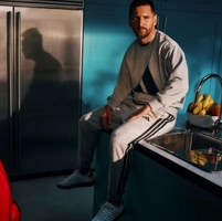 Calça Adidas Moletom Essentials French Terry 3 listras